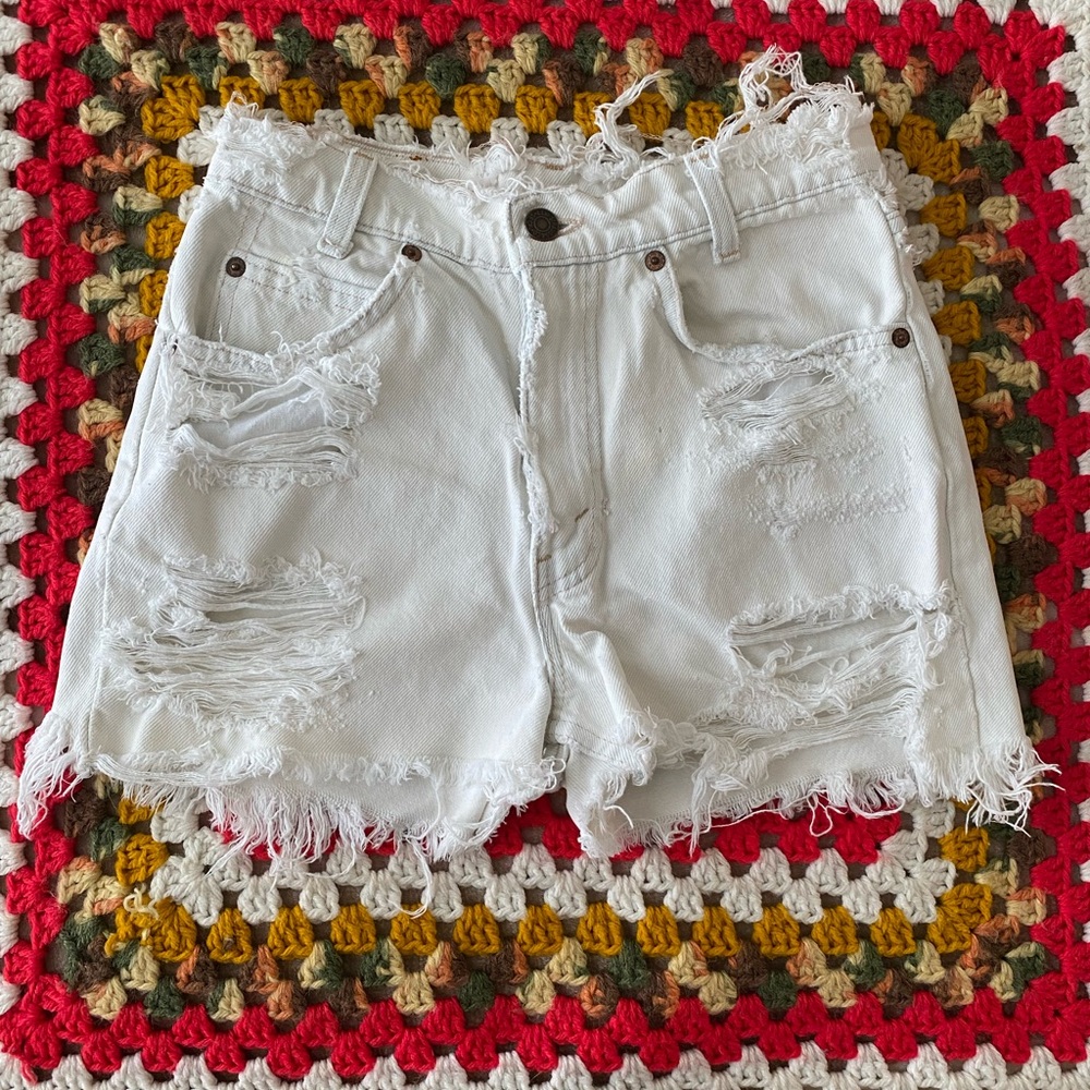 Vintage Levi’s orange tab crisp white distressed shorts